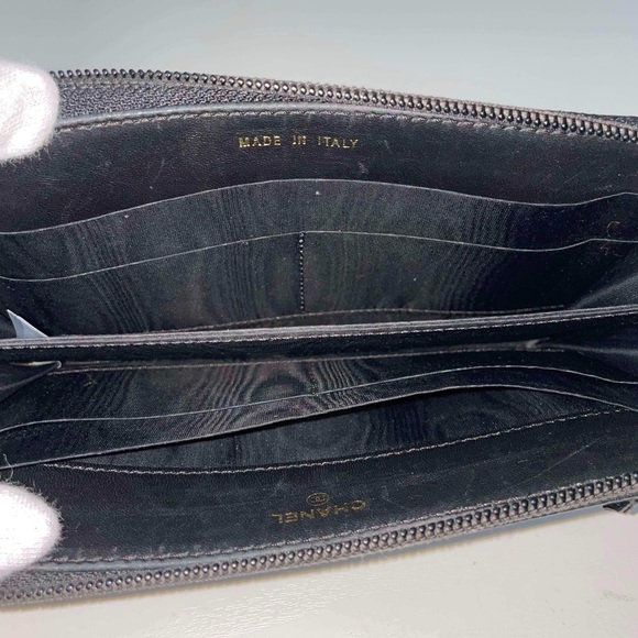 Pre-loved Chanel caviar leather zippy wallet - Picture 7 of 7